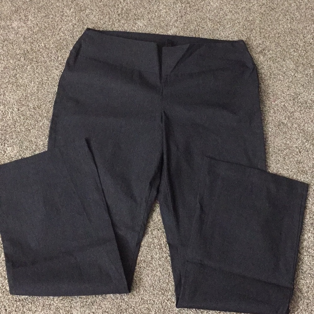 Heathered black stretchy plus sized 1 dress pants